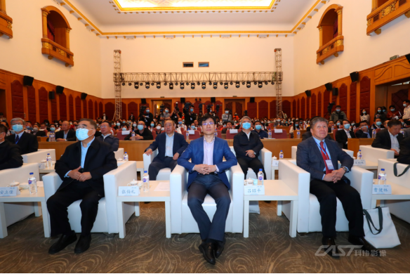 第十六届中国科技期刊发展论坛在吉林开幕