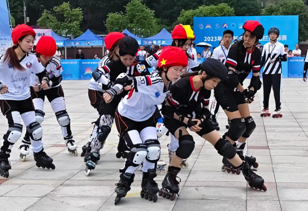 全国轮滑（轮滑阻拦）锦标赛在重庆大渡口区举行