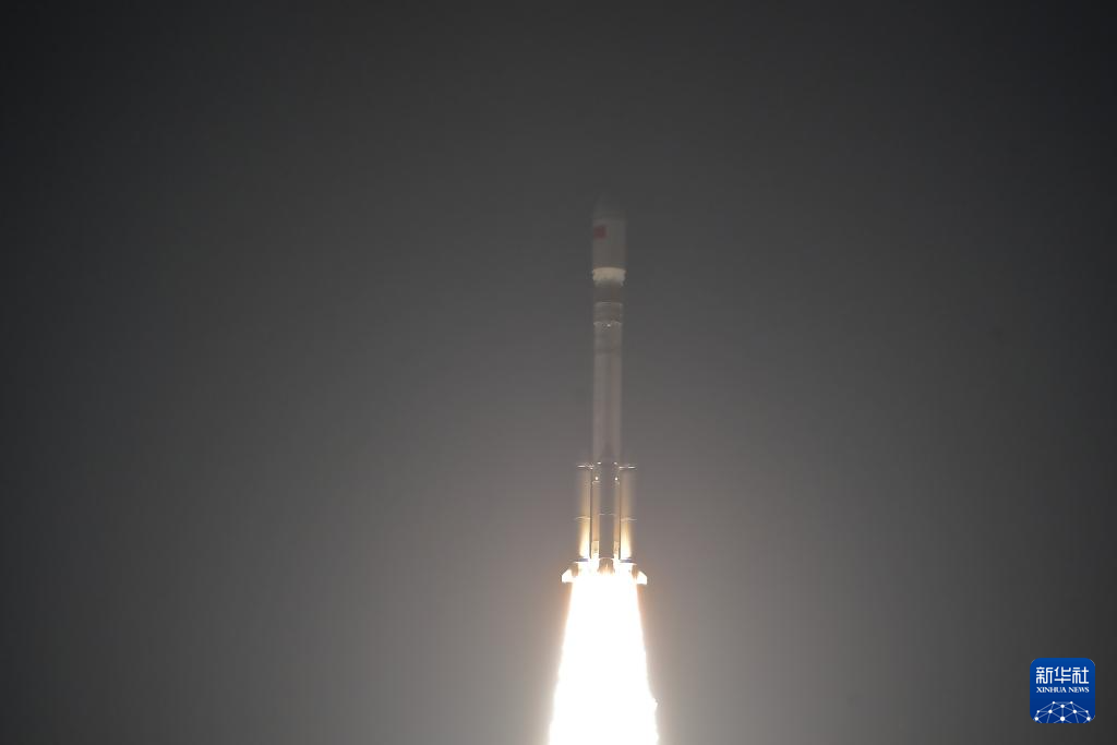 我国成功发射卫星互联网低轨卫星