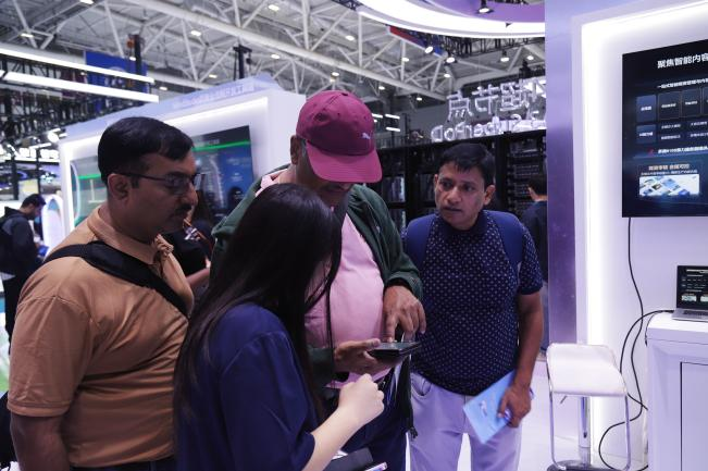 广报AI智媒空间高交会发布,助力媒资管理迈入“数智融合”新时代 广报AI智媒空间高交会发布,助力媒资管理迈入“数智融合”新时代