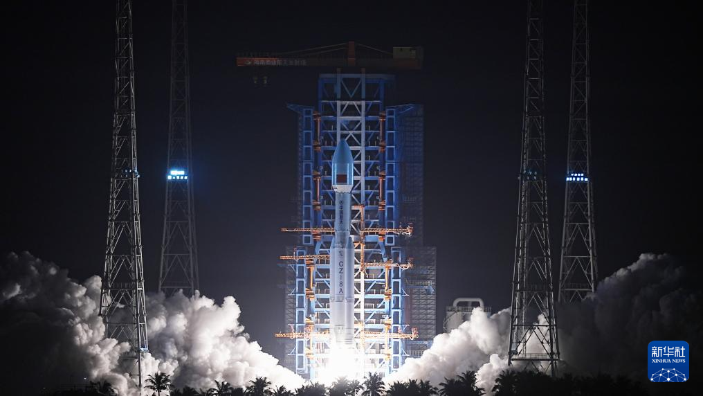 我国成功发射卫星互联网低轨18组卫星