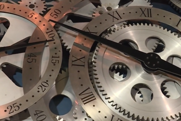 动静之间见科学：科技馆里的动态雕塑世界