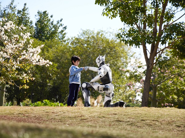 众擎机器人完成2亿美元B轮融资,估值破百亿 众擎机器人完成2亿美元B轮融资,估值破百亿