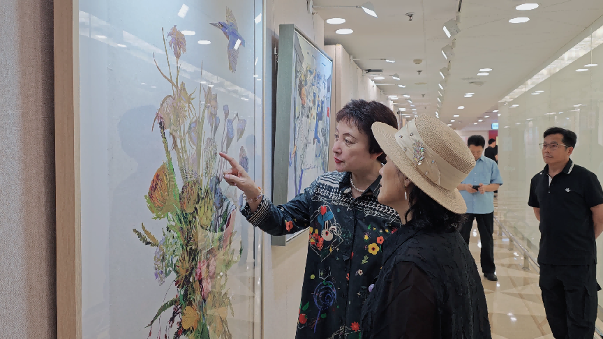 “科学也艺术”——美术书法摄影民间艺术作品展在京开展