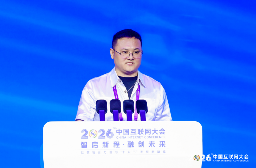 直播电商下半场：从“借水行船”到“挖井蓄水”