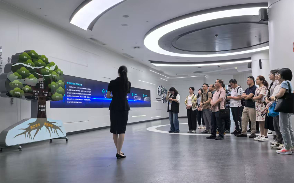 穗黔双向赋能 共筑科创育人新高地